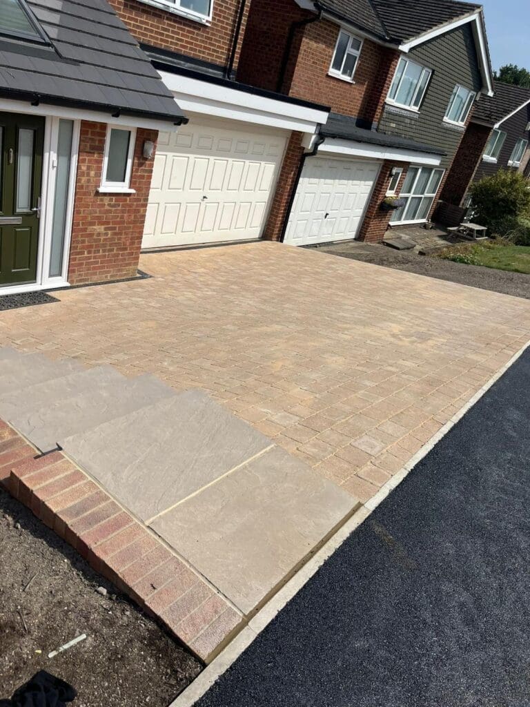 Block Paved Drive Marlow Bottom