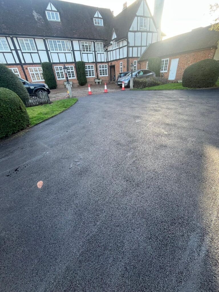 Tarmac Driveway Little Marlow Manor(8)